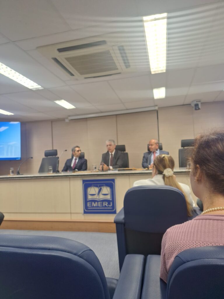 EMERJ diploma UFF POS DOUTORADO 2024